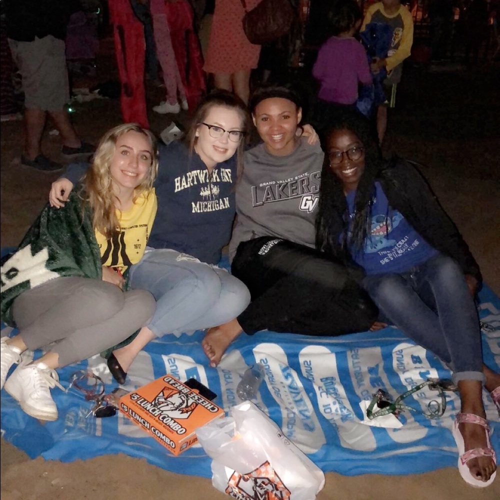 Meet your Posher, Samantha